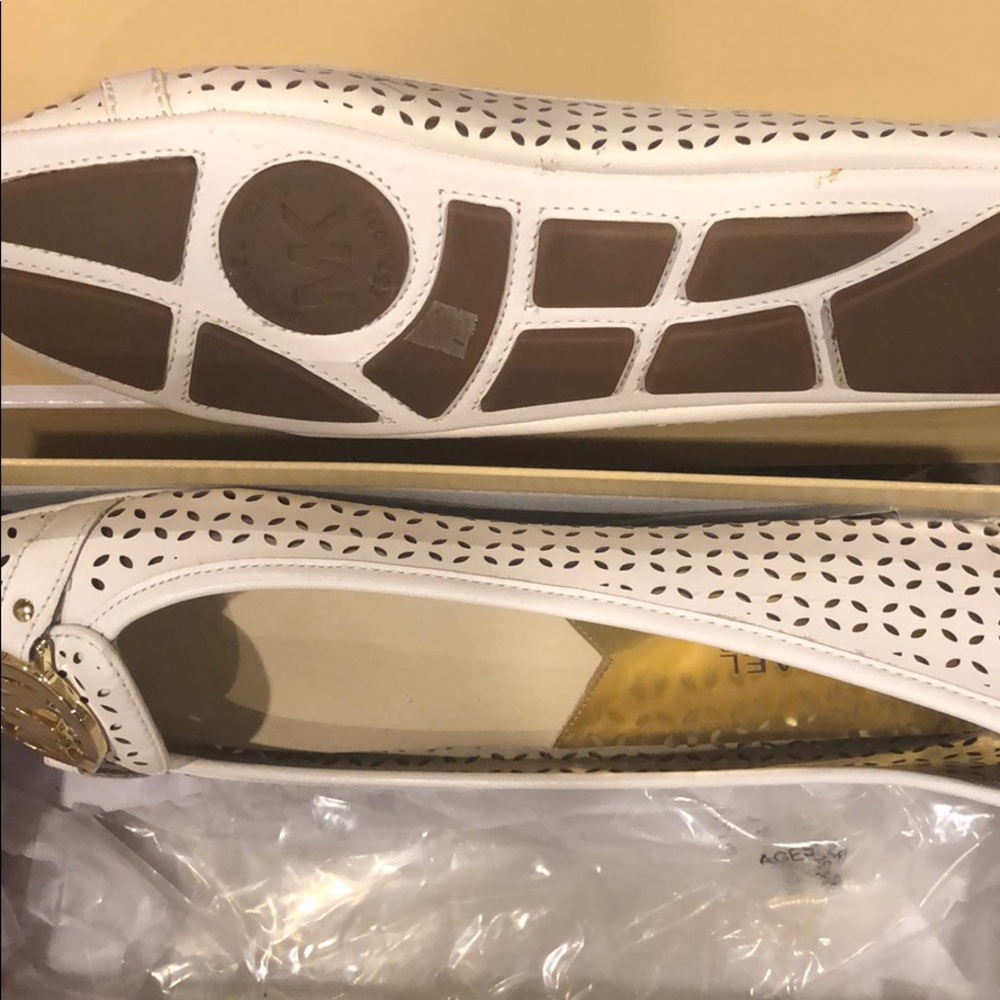 Michael Kors flats - Picture 3 of 3